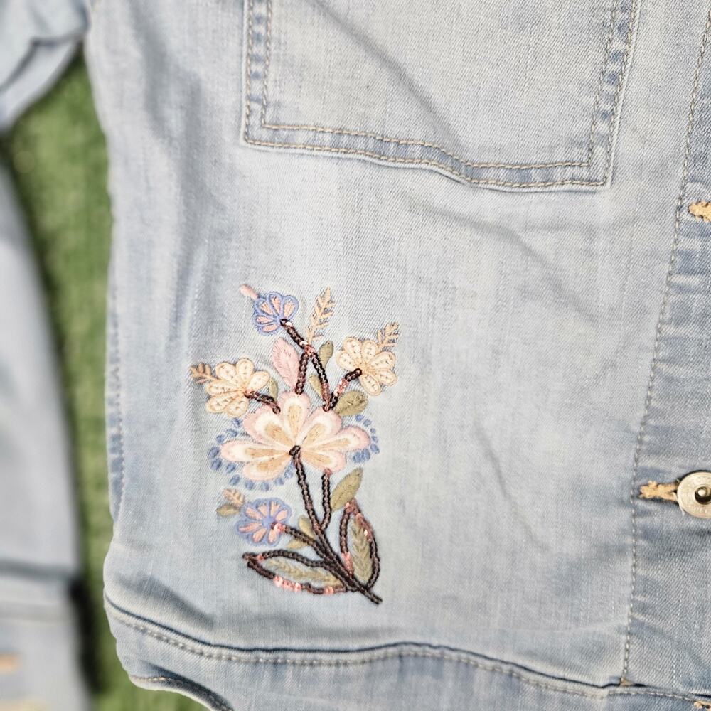 Abercrombie Kids Blue Medium Wash Floral Embroidered Denim Jacket Size 13/14 - Picture 5 of 12
